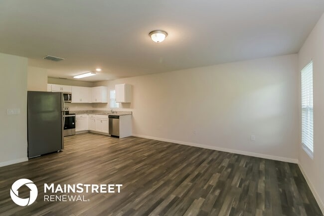 Photo - 1445 Laurel Ave