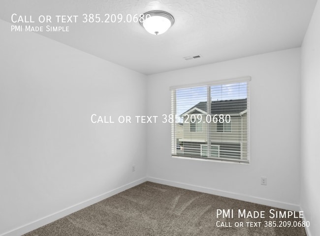 Photo - 1107 E Hatch Row
