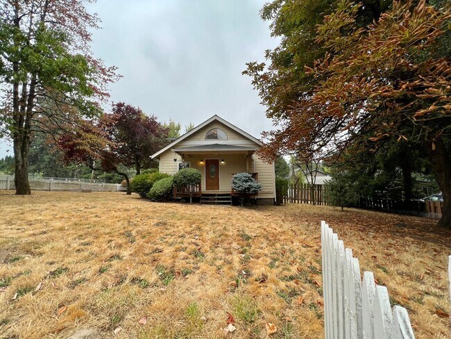 Photo - Outdoor Oasis: Charming 3 Bed 2 Bath House!