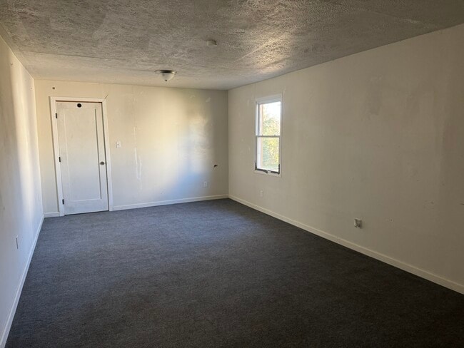 Photo - 724 Searcy Ave