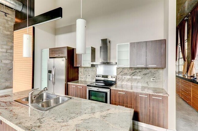 Photo - 435 N Andrews Ave Unit 402