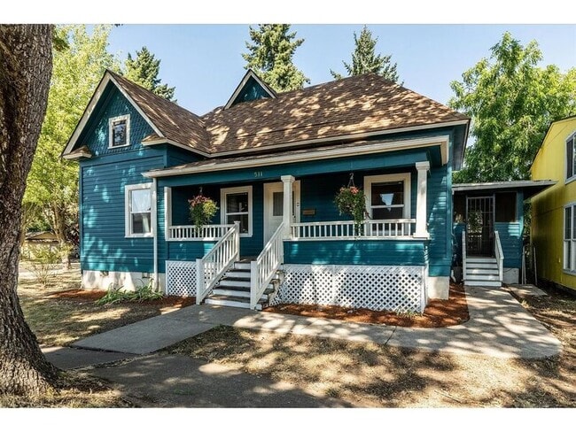 Photo - 511 Madison St