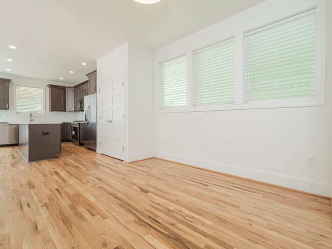 Photo - 109 Turner St