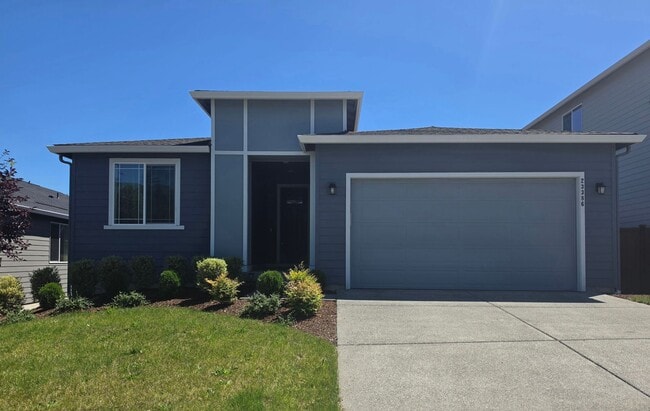 Photo - 3 Bedroom Plus Den Rambler in Arborwood!