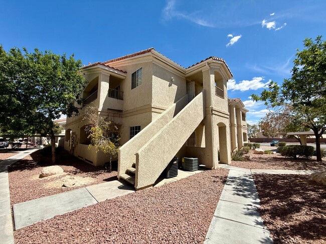 Building Photo - 1881 W Alexander Rd Unit 1089