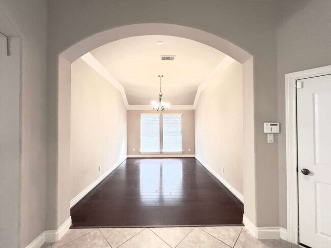 Photo - 25419 Lockspur Dr