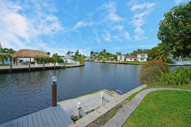 Photo - 1001 SE 5th Ave