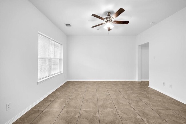 Photo - 6122 W Mt Houston Rd Unit A/B/D