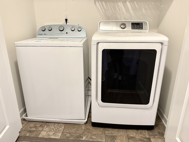 Photo - 9056 Bradstreet Commons Way