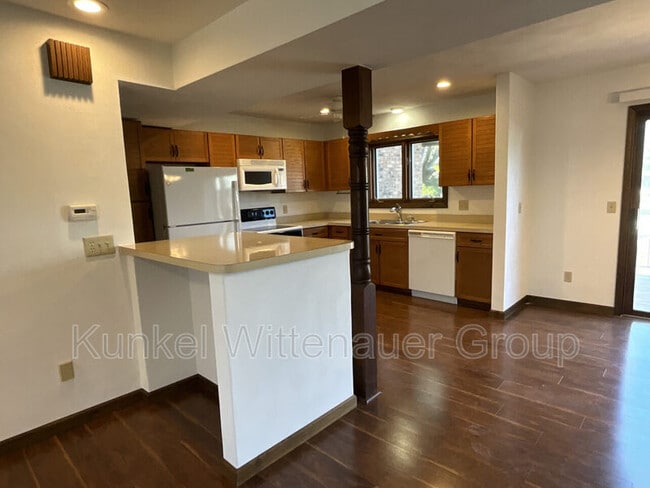 Photo - 247 Caballeros Blvd