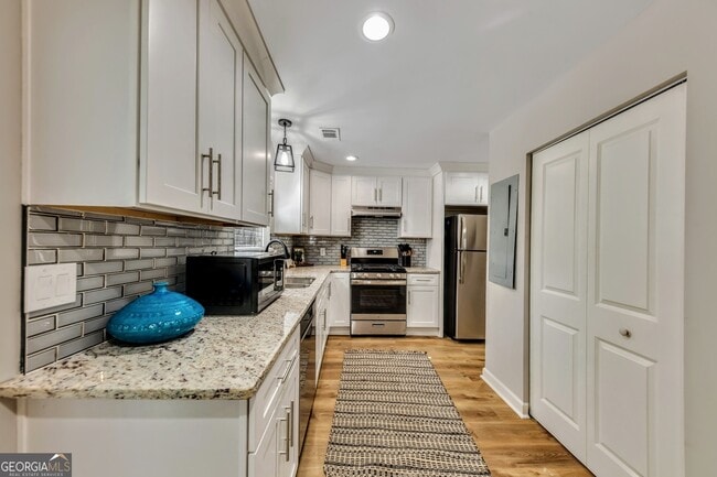 Photo - 1018 Falling Valley Ct SE