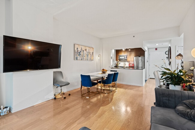 Photo - 1304 City Pl Unit 1304