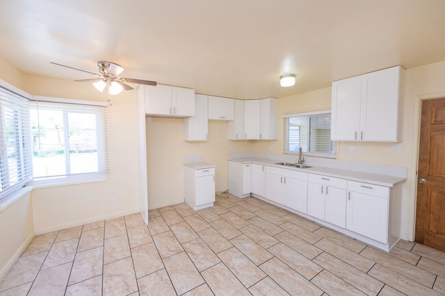 3BR/2BA - Single Family Home in El Cajon! - 3BR/2BA - Single Family Home in El Cajon!