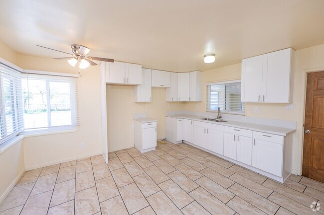 Building Photo - 3BR/2BA - Single Family Home in El Cajon!