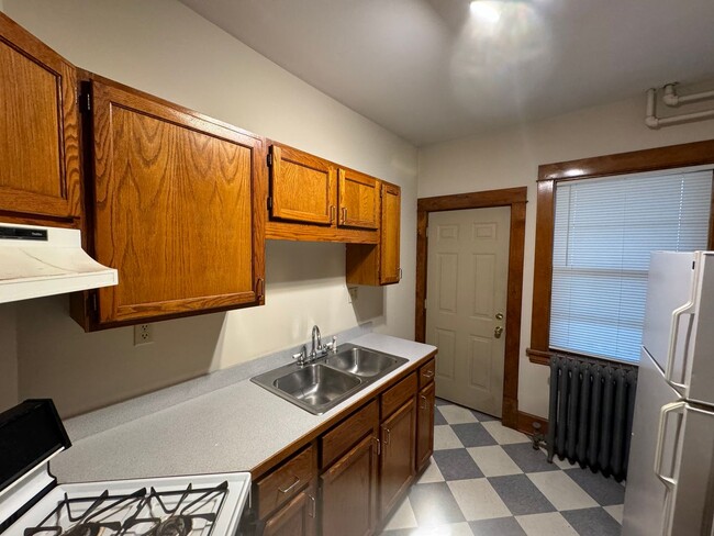 Photo - 2825 Garfield Ave Unit 2
