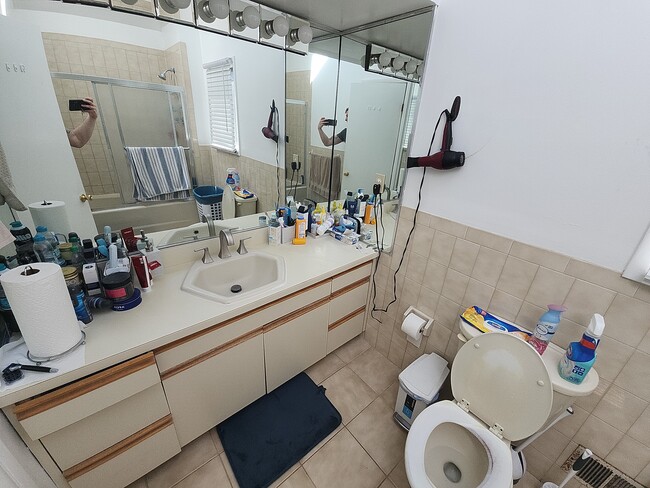 Photo - 33 Oak St Unit 1