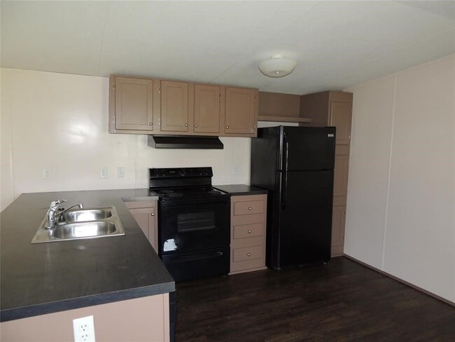 Photo - 115 Geerts St