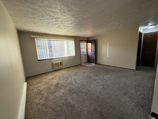 Photo - L972 Unidad 04