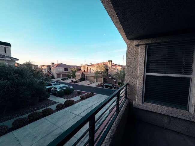 Photo - GREAT SUMMERLIN CONDO IN GATED COMMUNITY!! Unit 2063