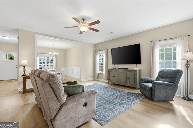 Photo - 311 Tallulah Bend