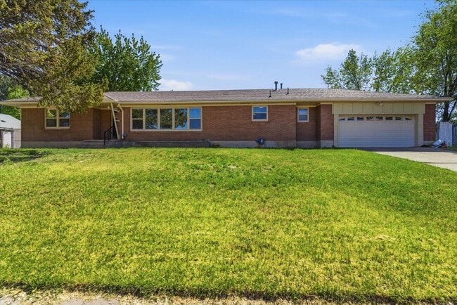 Building Photo - 5564 S 2425 W