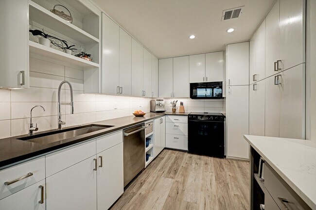 Photo - 2200 Willowick Rd Unidad 4E