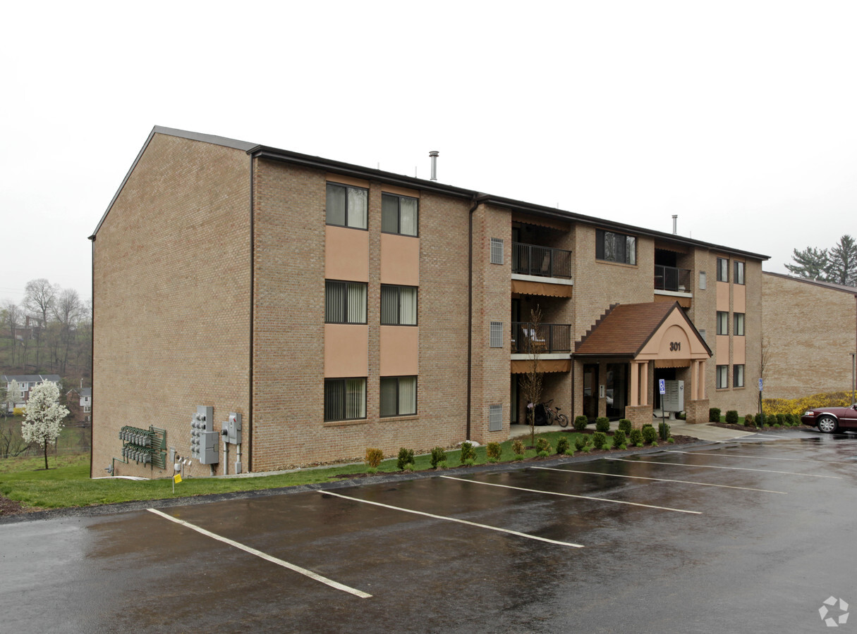 Photo - Keystone Courts Apartments