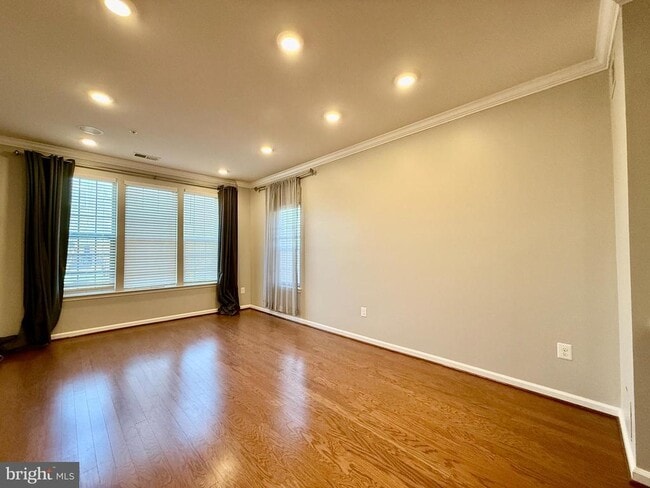 Photo - 6491 Jack Linton Dr S