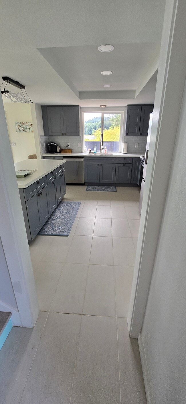 Photo - 191 NE Lynnwood Beach Rd
