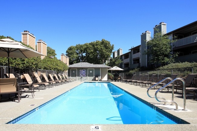 Photo - The Pointe Apartment Homes