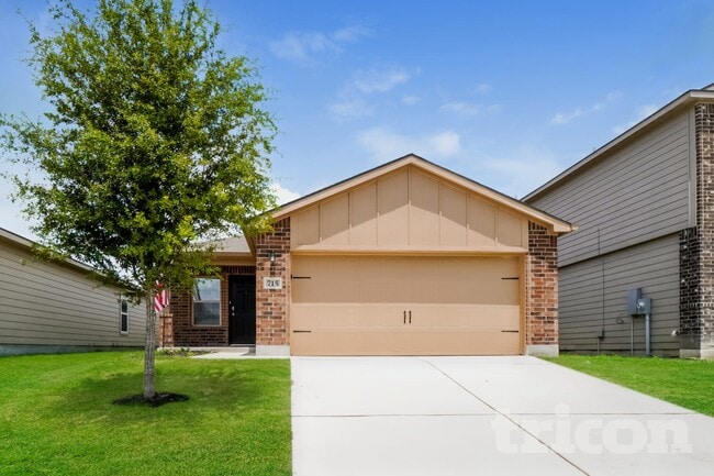 Building Photo - 715 Wonderland Trail