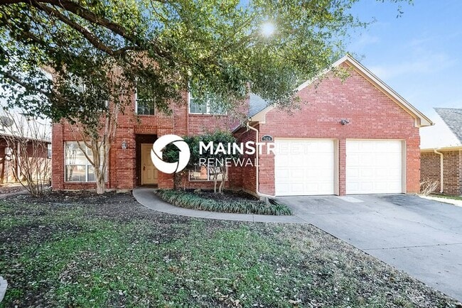 Photo - 3 Bedroom Pet-Friendly Home in North Richland Hills, TX with Main Street Renewal