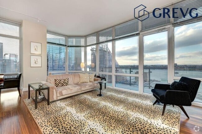 Building Photo - 2 bedroom in NEW YORK NY 10023 Unit 24C Rental