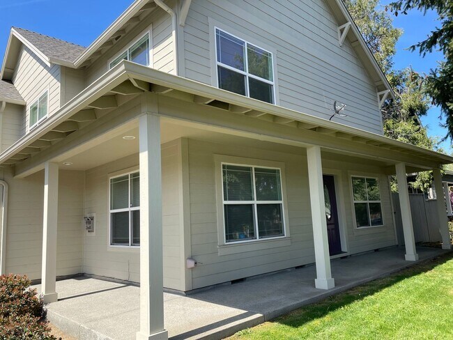 Very Nice 2 Bedroom 2.5 Bath Townhome-Loca... - Very Nice 2 Bedroom 2.5 Bath Townhome-Loca...