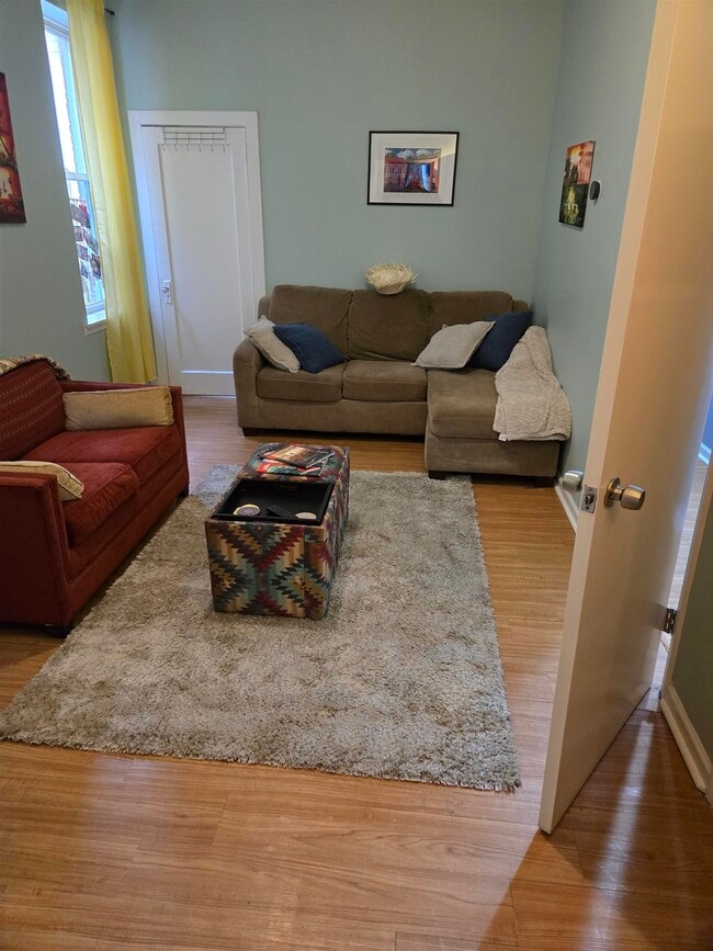 239 Fulton Ave Unit 1