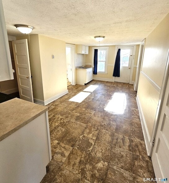 Photo - 37 Bloomfield Ave Unit 4