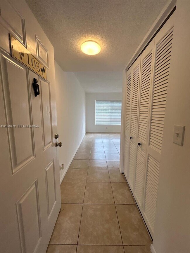 Photo - 815 Boynton Beach Blvd Unidad 5-103