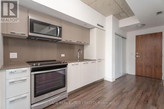 Photo - 15 Baseball Pl Unit 1102