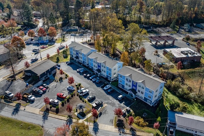 Photo - 41 Mary Helen Pl