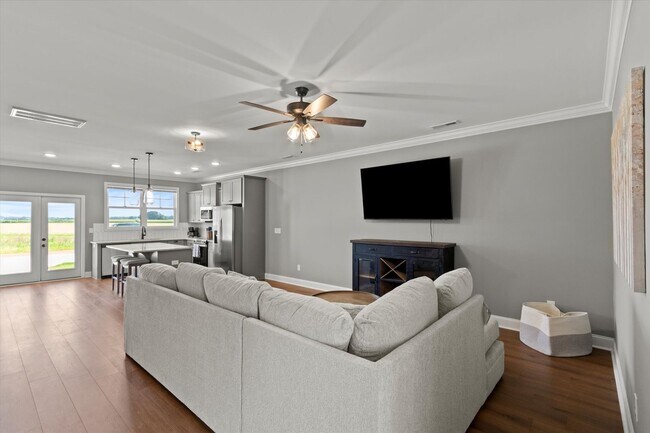 Photo - Fully Furnished and Move-In Ready! Flexible Lease Options Available!
