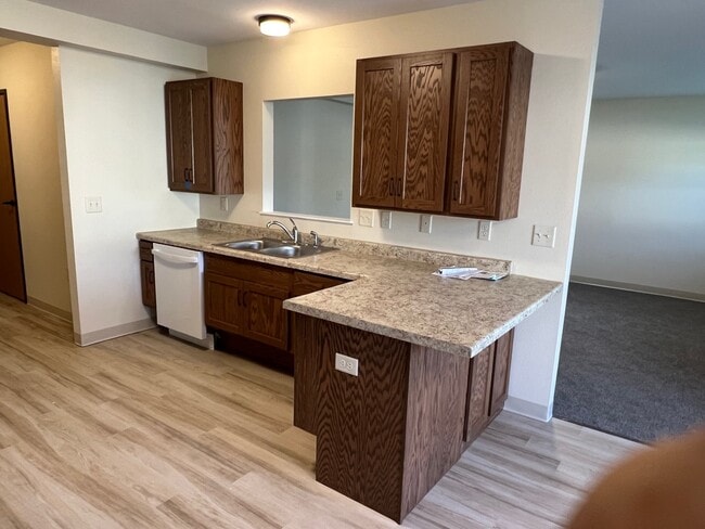 Photo - 208 N McCornell Ave