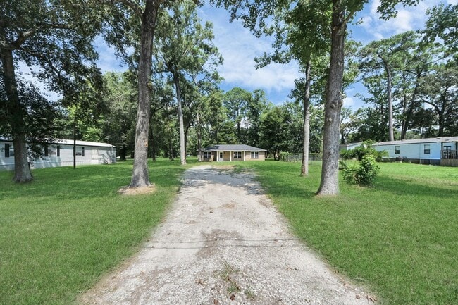 Photo - 13406 Shady Ln