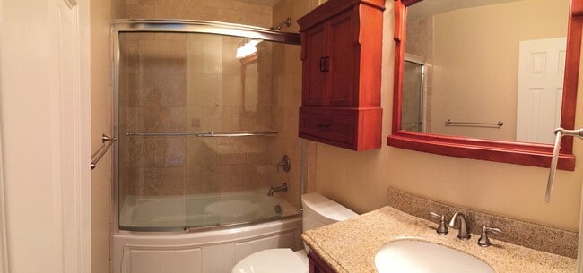 Bathroom 2 - 1832 Spruce St Unit 3
