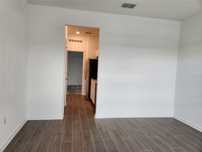 Photo - 997 Waterfall Blvd