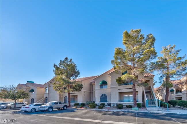 Photo - 2251 Wigwam Pkwy Condominio Unidad 2123