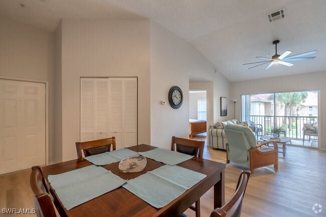 Building Photo - 8235 Ibis Club Dr Unit 306 Rental