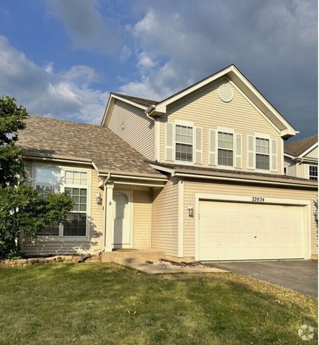 Building Photo - 22034 W Lakeland Trail Rental