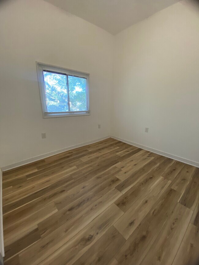 Photo - 2717 Slevin St Unidad 1A