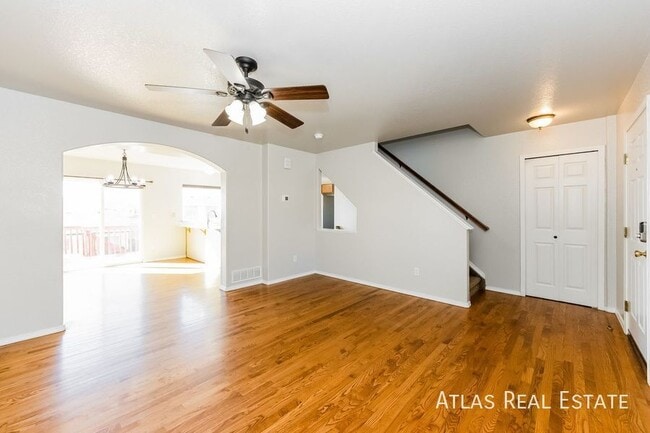 Photo - 7335 Edgebrook Dr