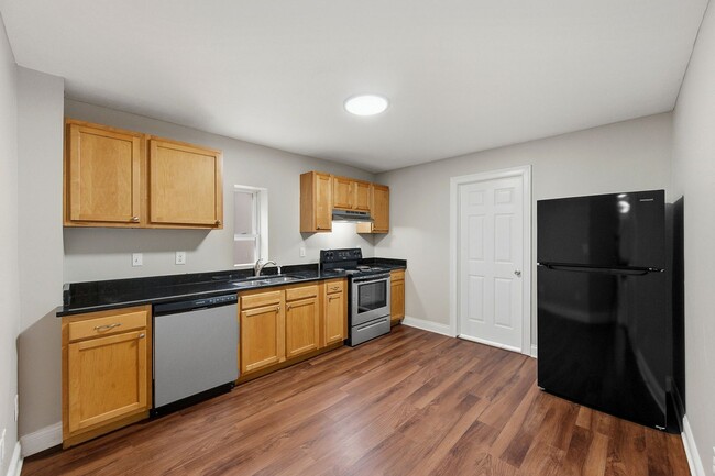 Photo - Updated 2BR Apartments Walkable to Xavier University Unit 1